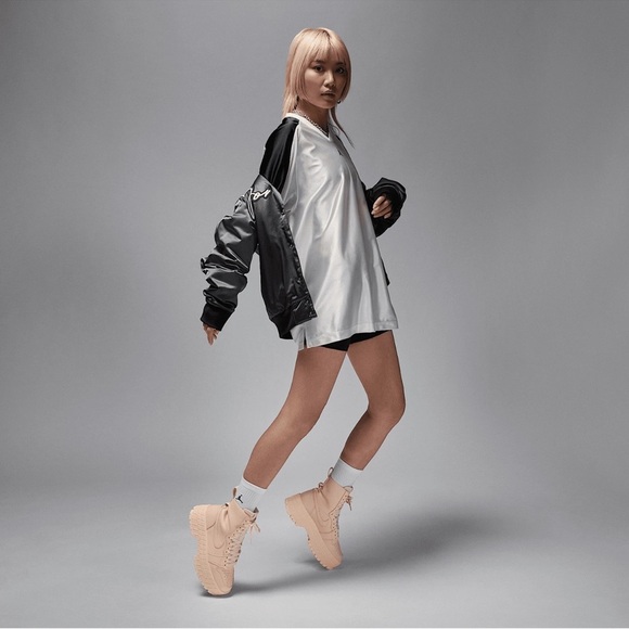 Nike Air Jordan 1 Brooklyn High Top Chunky Platform Leather Boot Size 9.5 New - Picture 7 of 12